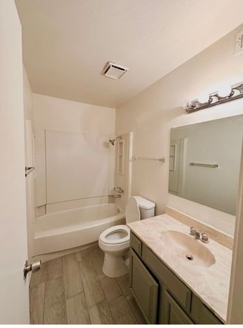 4472 Chaha Road 104, Garland, TX 75043