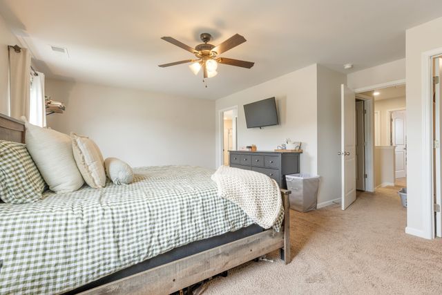 905 Aberdeen Ct, Columbia, TN 38401