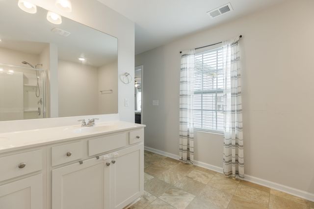 905 Aberdeen Ct, Columbia, TN 38401