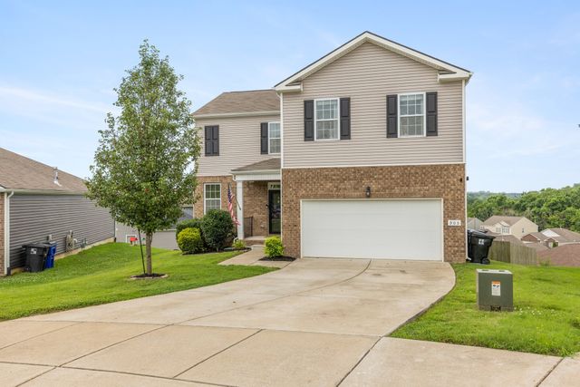 905 Aberdeen Ct, Columbia, TN 38401