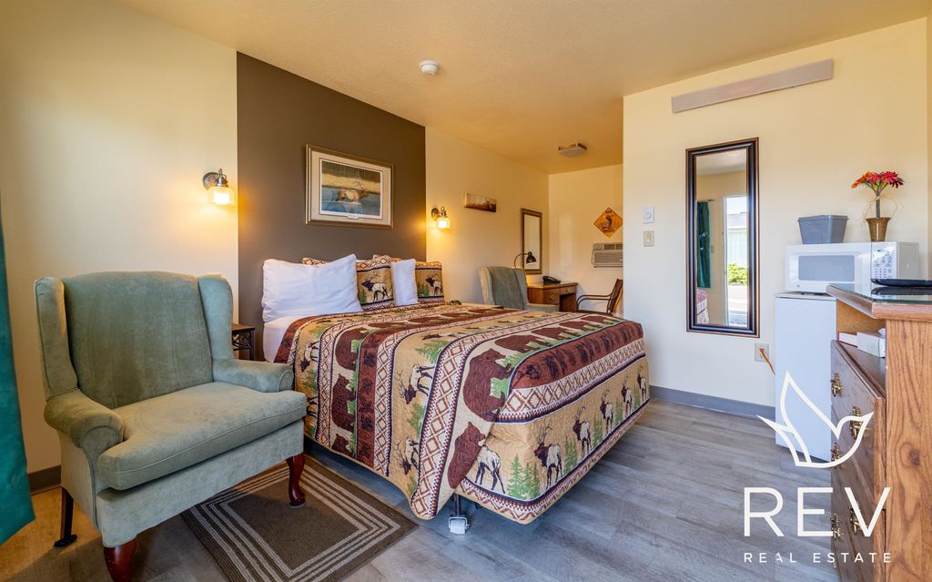 1701 Central Ave, Cody, WY 82414 photo 17