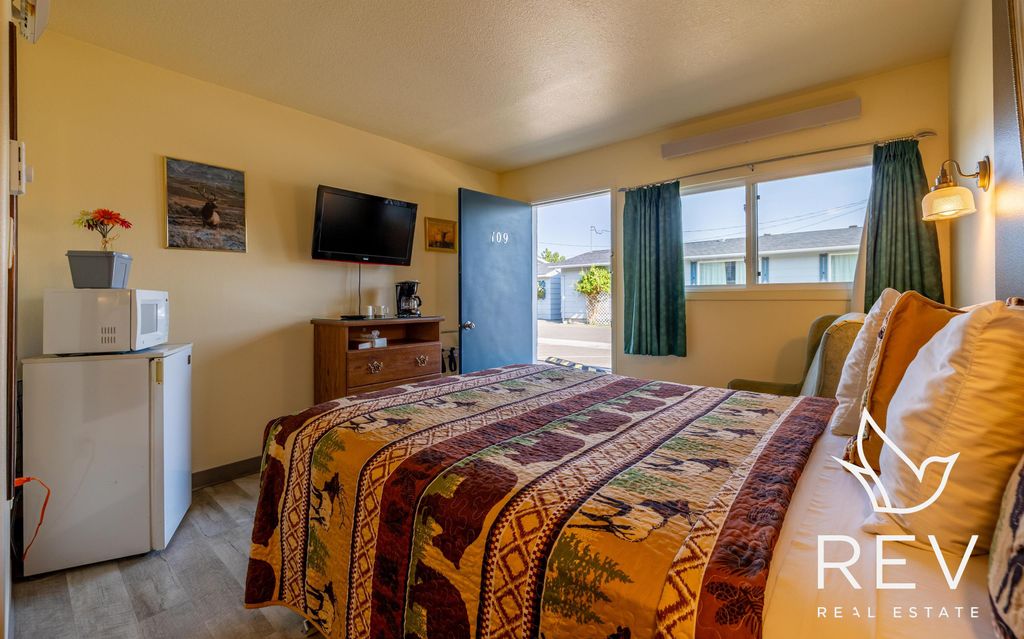 1701 Central Ave, Cody, WY 82414 photo 20