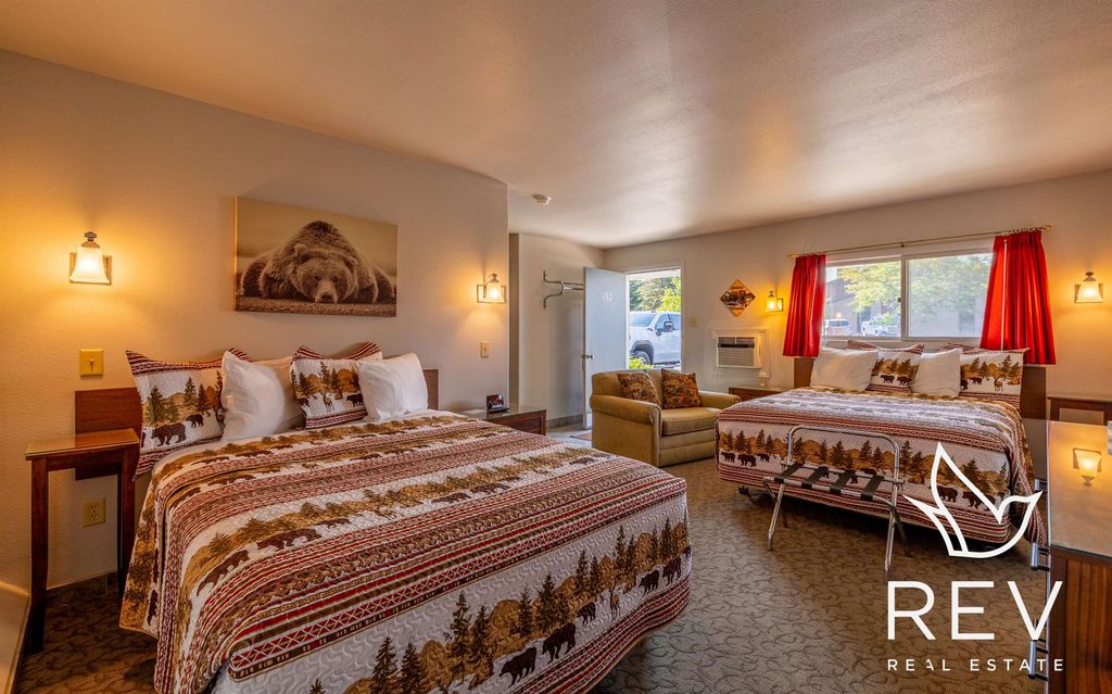 1701 Central Ave, Cody, WY 82414 photo 10