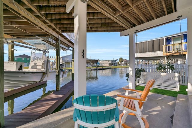 21928 Lampasas Drive, Galveston, TX 77554