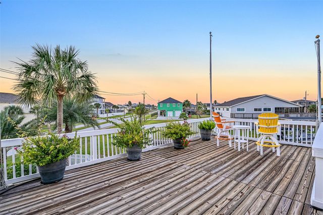 21928 Lampasas Drive, Galveston, TX 77554