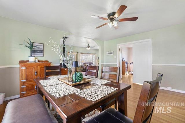 3985 N 2300 E, Filer, ID 83328