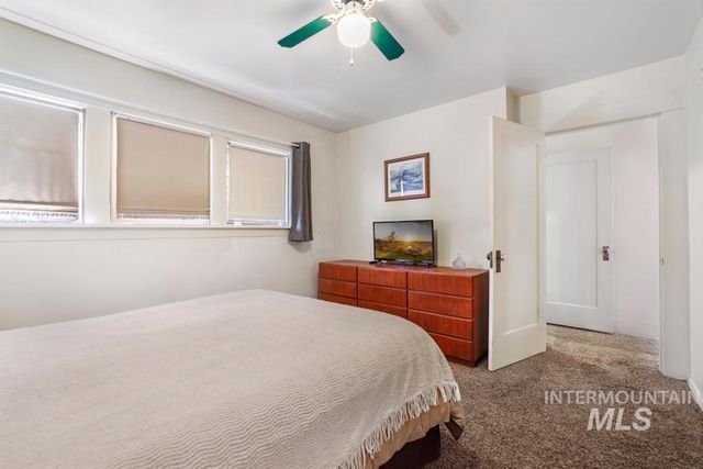 3985 N 2300 E, Filer, ID 83328