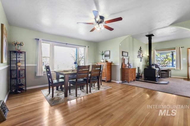 3985 N 2300 E, Filer, ID 83328