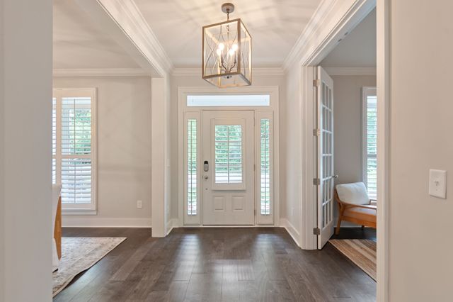 2060 Bushnell Farm Dr, Franklin, TN 37064