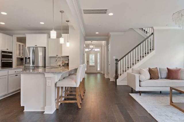 2060 Bushnell Farm Dr, Franklin, TN 37064