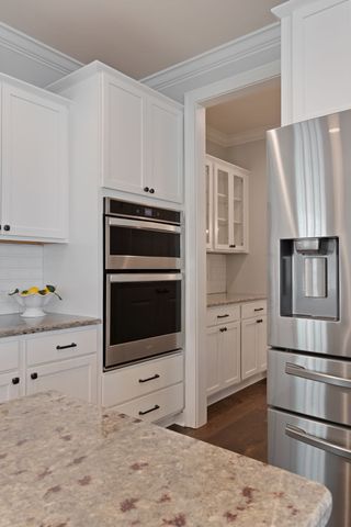 2060 Bushnell Farm Dr, Franklin, TN 37064