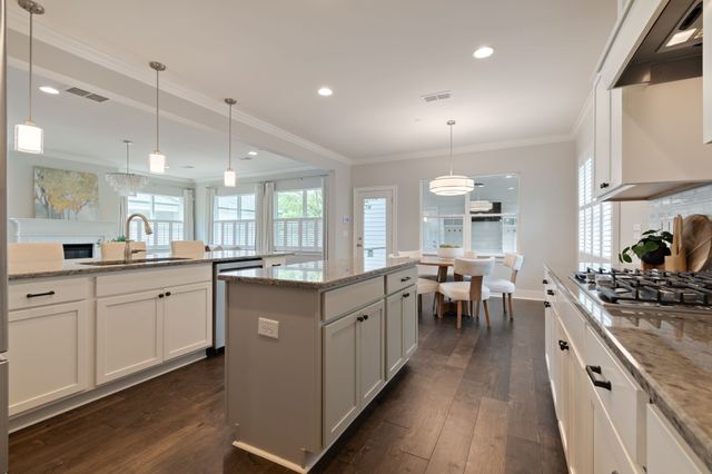 2060 Bushnell Farm Dr, Franklin, TN 37064