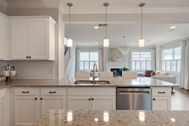 2060 Bushnell Farm Dr, Franklin, TN 37064