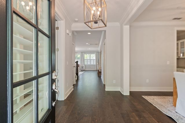 2060 Bushnell Farm Dr, Franklin, TN 37064