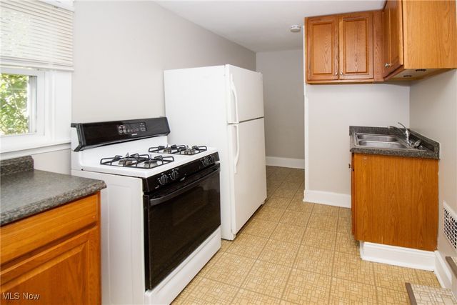 4484-4488 W 149th Street, Cleveland, OH 44135