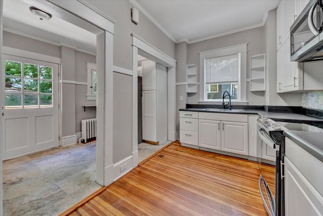 2143 Broadway AVE SW, Roanoke, VA 24014