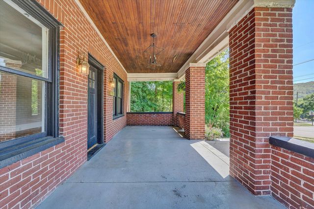 2143 Broadway AVE SW, Roanoke, VA 24014