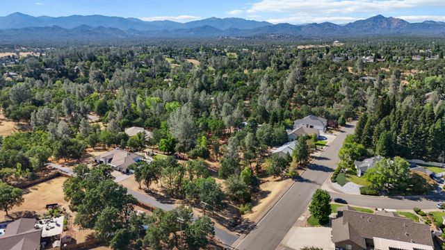 11632 Ridgewood Road, Redding, CA 96003