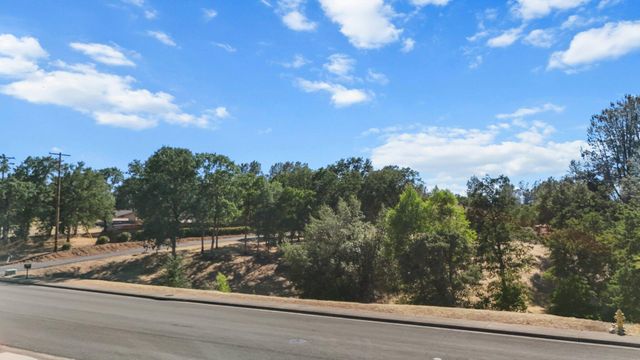 11632 Ridgewood Road, Redding, CA 96003