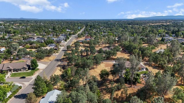 11632 Ridgewood Road, Redding, CA 96003