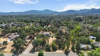 11632 Ridgewood Road, Redding, CA 96003