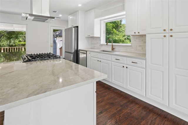 6615 Ridgemont Drive, Dallas, TX 75214
