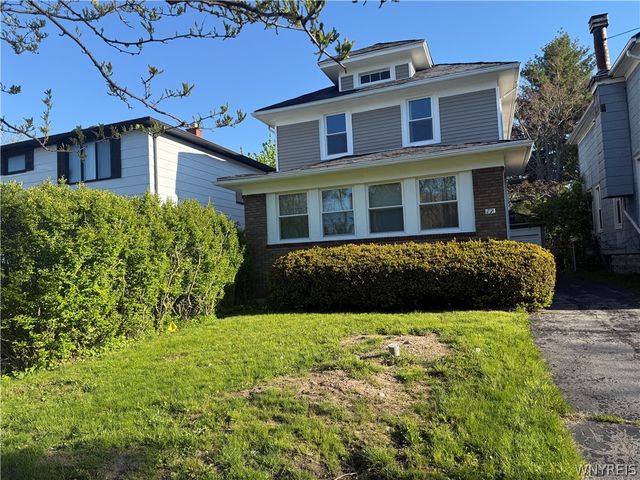 17 West Northrup Place N, Buffalo, NY 14214