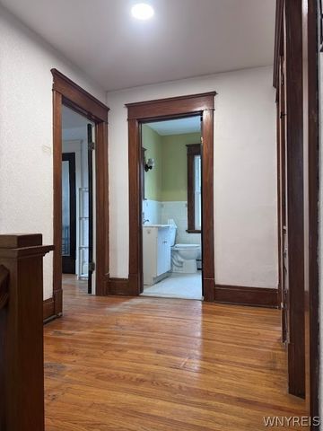 17 West Northrup Place N, Buffalo, NY 14214