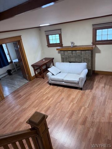 17 West Northrup Place N, Buffalo, NY 14214