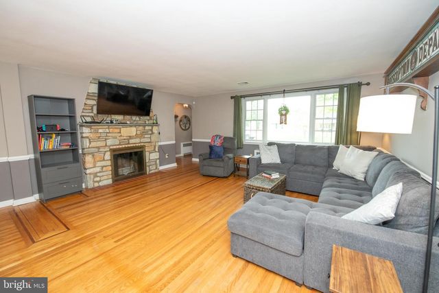 1259 GLENBROOK RD, Huntingdon Valley, PA 19006