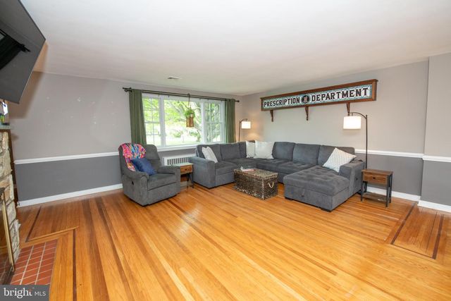 1259 GLENBROOK RD, Huntingdon Valley, PA 19006