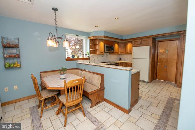 1259 GLENBROOK RD, Huntingdon Valley, PA 19006
