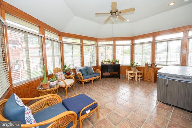 1259 GLENBROOK RD, Huntingdon Valley, PA 19006