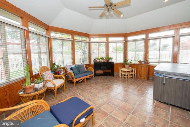 1259 GLENBROOK RD, Huntingdon Valley, PA 19006