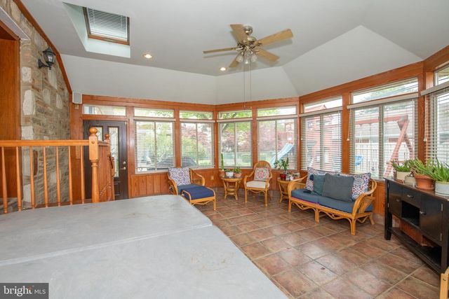 1259 GLENBROOK RD, Huntingdon Valley, PA 19006