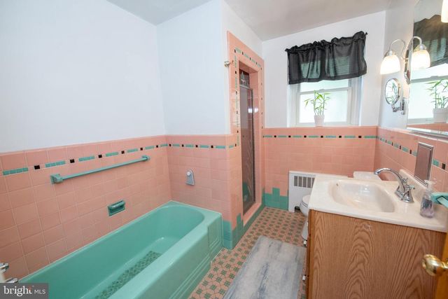 1259 GLENBROOK RD, Huntingdon Valley, PA 19006