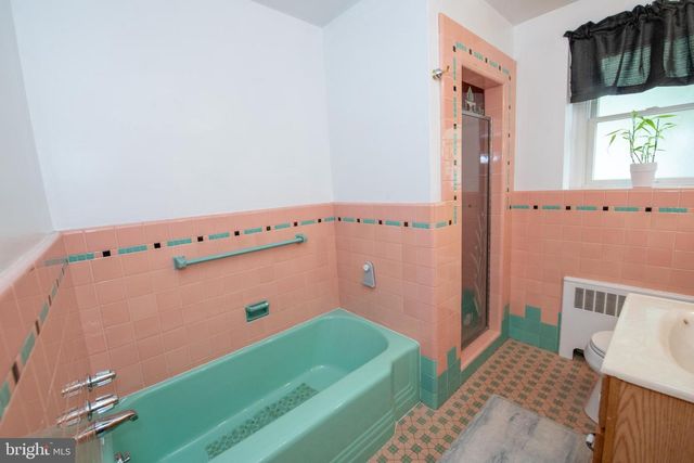 1259 GLENBROOK RD, Huntingdon Valley, PA 19006