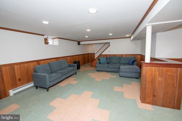 1259 GLENBROOK RD, Huntingdon Valley, PA 19006