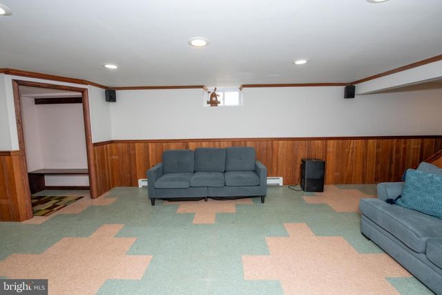 1259 GLENBROOK RD, Huntingdon Valley, PA 19006