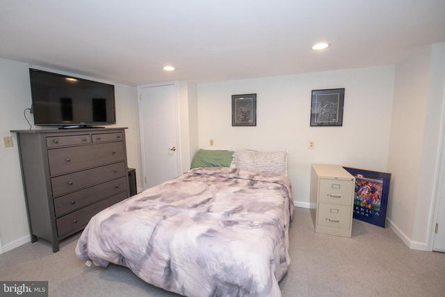 1259 GLENBROOK RD, Huntingdon Valley, PA 19006