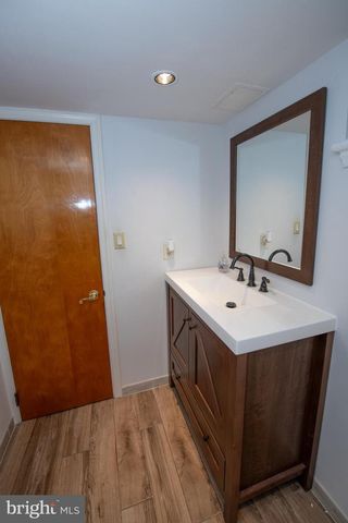 1259 GLENBROOK RD, Huntingdon Valley, PA 19006