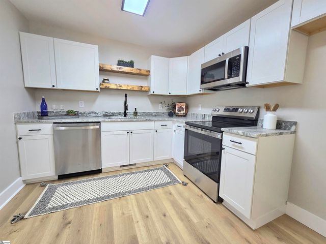 508 Tindal Road, Greenville, SC 29617