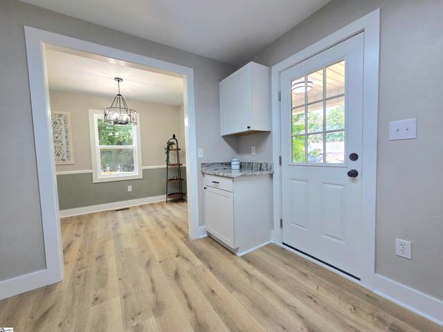 508 Tindal Road, Greenville, SC 29617