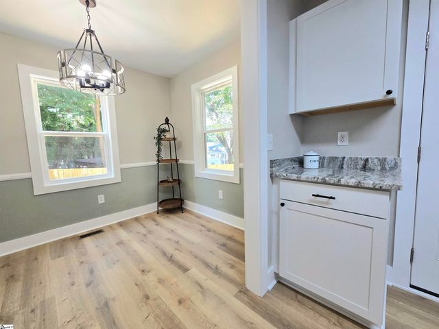 508 Tindal Road, Greenville, SC 29617