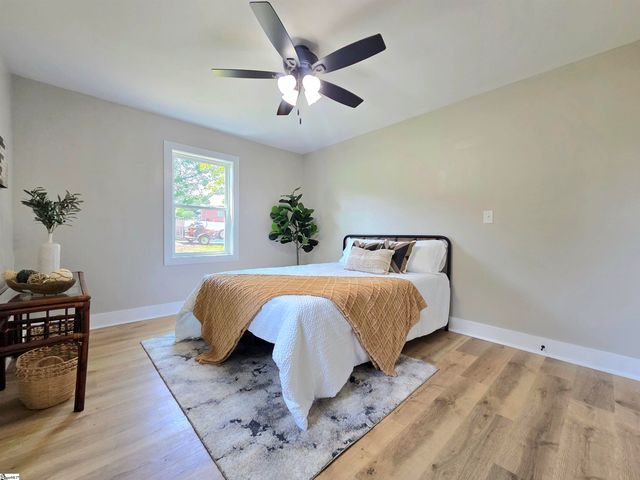 508 Tindal Road, Greenville, SC 29617