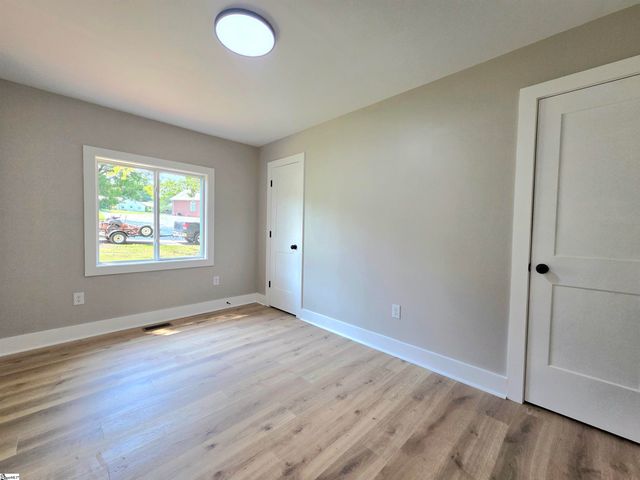 508 Tindal Road, Greenville, SC 29617