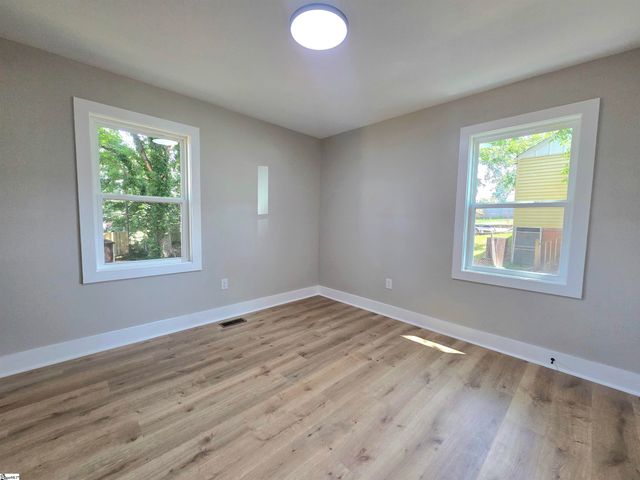 508 Tindal Road, Greenville, SC 29617