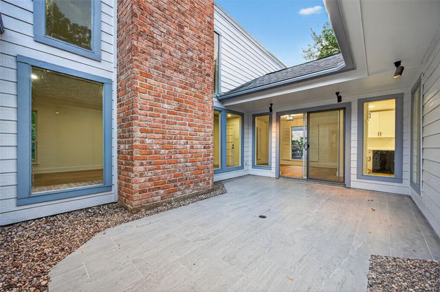 12210 Waldemar Drive, Houston, TX 77077