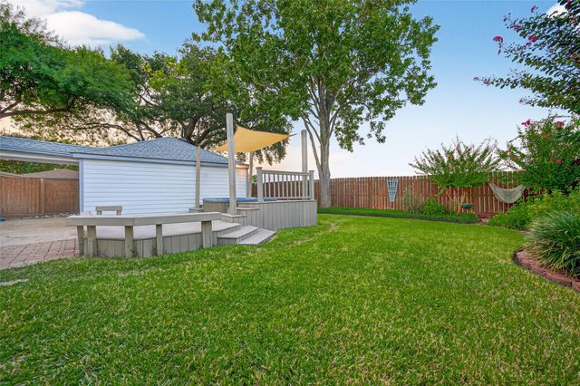 12210 Waldemar Drive, Houston, TX 77077