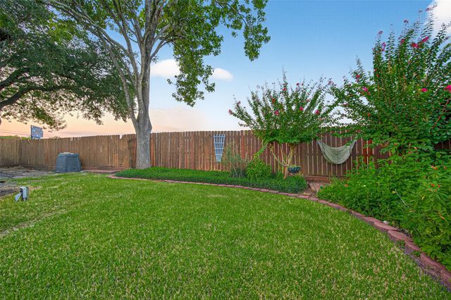 12210 Waldemar Drive, Houston, TX 77077